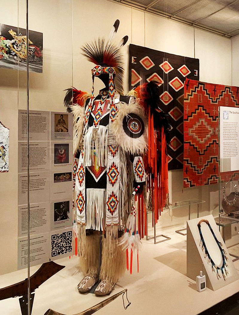 ../Images/CHEN,YA-CHEN.United Kingdom.The British Museum (23).jpg